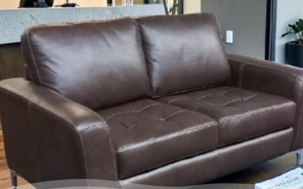 Cantoni Jakarta Leather Couch